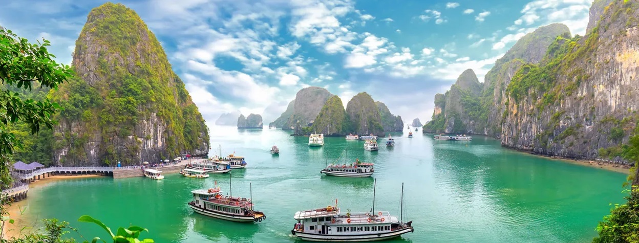 Vietnam - Halong Bay